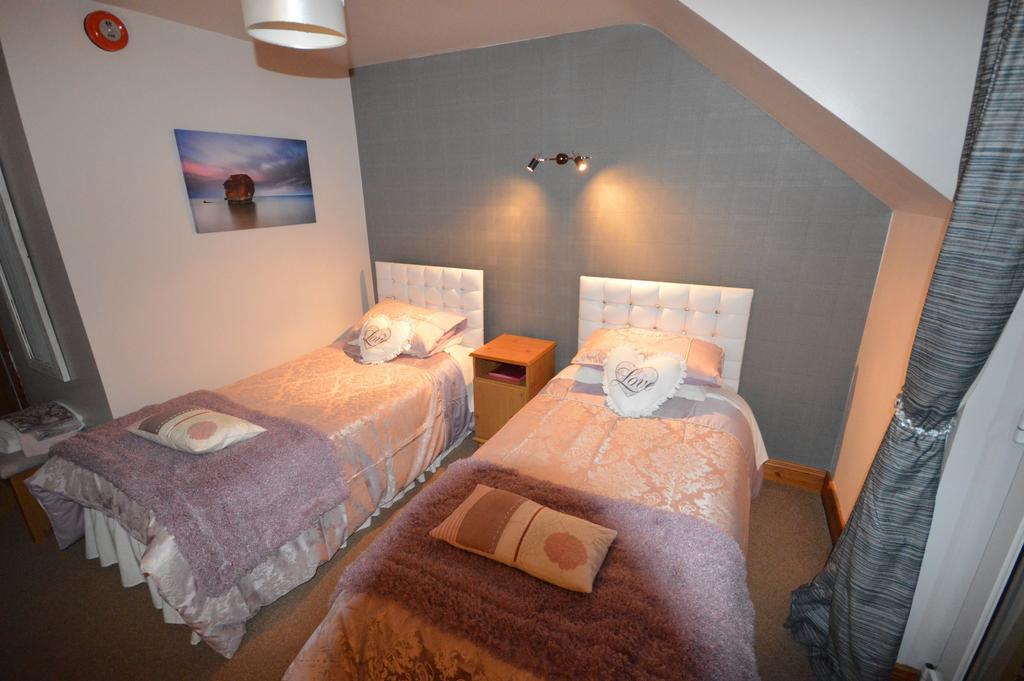 Crockatinney Guest House بالينتوي الغرفة الصورة